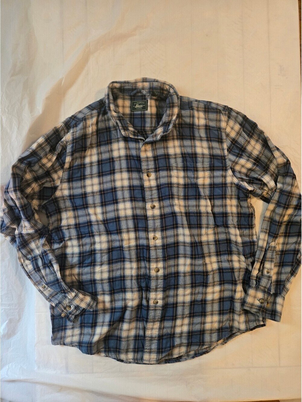 G.H. Bass & Co. Blue Plaid Button-Up Shirt – Men’s XL
